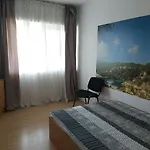 Rocco 招待所 3*